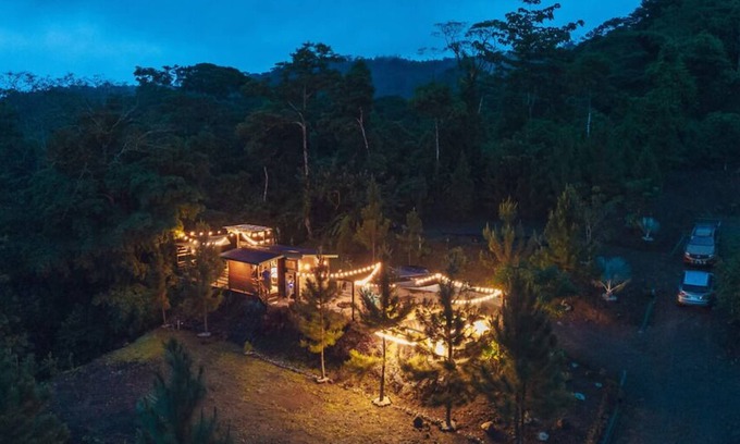 Vieja Cabine | Whispering Pine Cabin with Arenal Volcano view