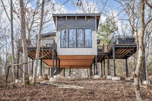 Treloar Maison | Whispering Pines Treehouse - Sunrise
