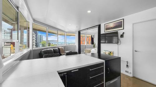 Grafton Appartement | Whitaker Wish- Spacious, city based apartment with carpark