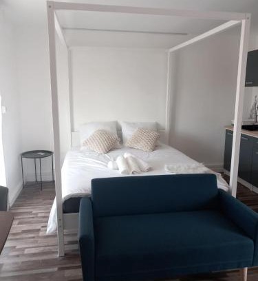 Saint-Paul-de-Fenouillet Appartement | White and Cotton Suite