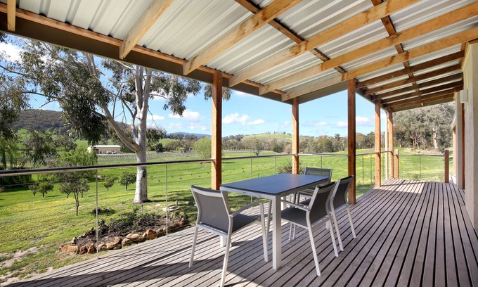 Healesville Maison | Unité de gomme blanche - Belaradah sur Stefani Estate Vineyard