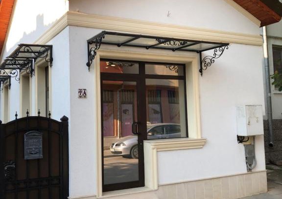 Pleven Appartement | White House