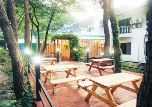 Sokcho Maison | White House