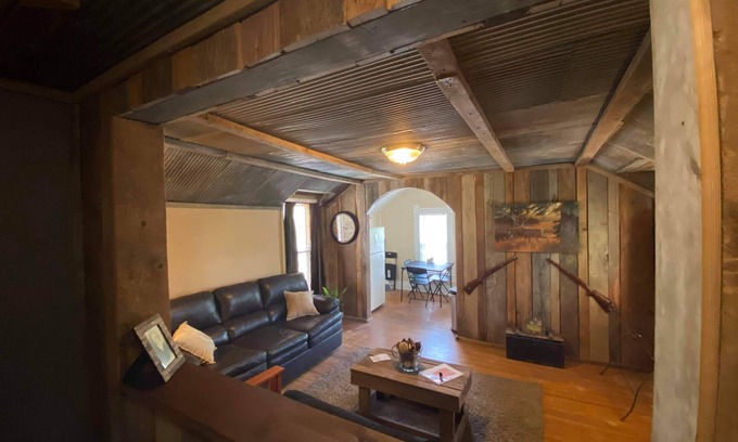 Brookfield Appartement | White House Lodge-Cabin Loft Studio