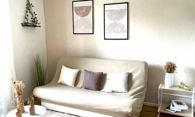 Fontainebleau Appartement | blanc · MAGIC COCOON near the Castle of Fontainebleau