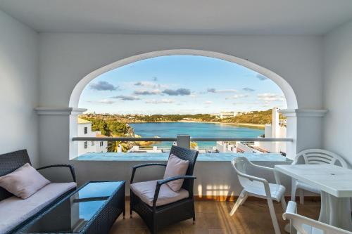 Arenal d'en Castell Appartement | White Sands 4.20