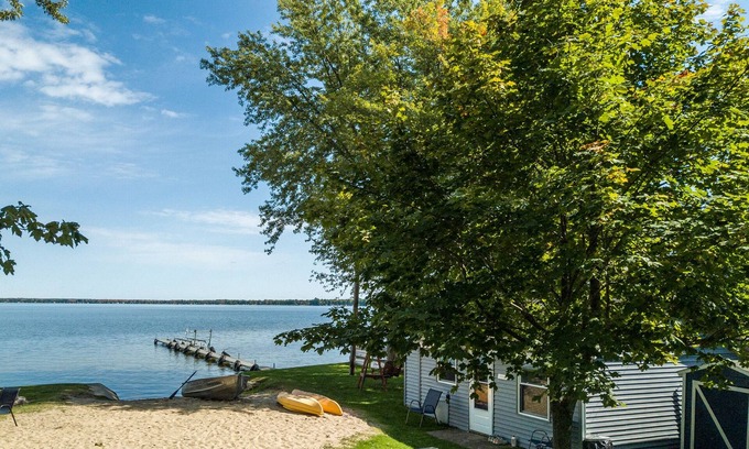Houghton Lake Station Balnéaire | Whitetail Family Resort (Moose Cabin)