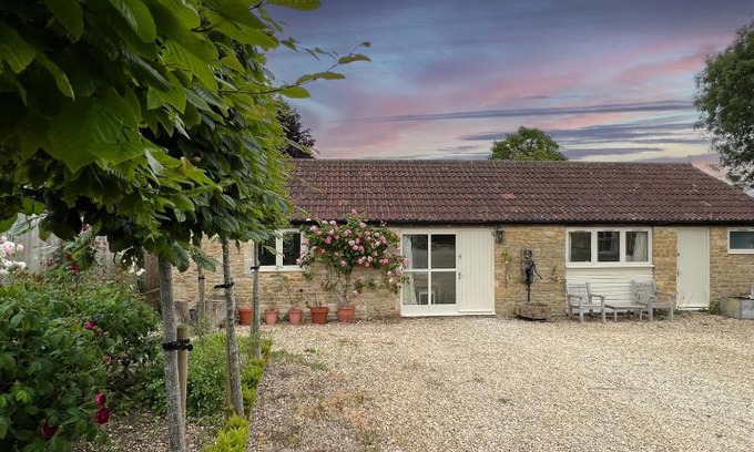 Whitley Maison | Whitley Coach House