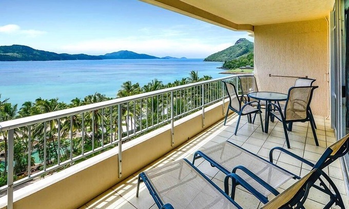 Hamilton Island Maison | Whitsunday Apartment West 605