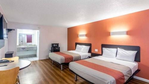 Clinton Hôtel | Whitten Inn