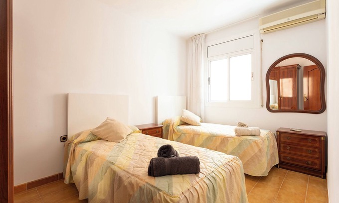 L'Hospitalet de Llobregat Appartement | Whole house: apartment in L'Hospitalet de Llobregat, Spain