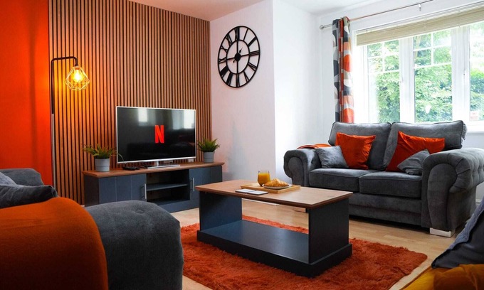 Birmingham Appartement | Whole Apartment | 2Bed | 2Bath | Professionals|Contractors|Parking|B'ham 10mins