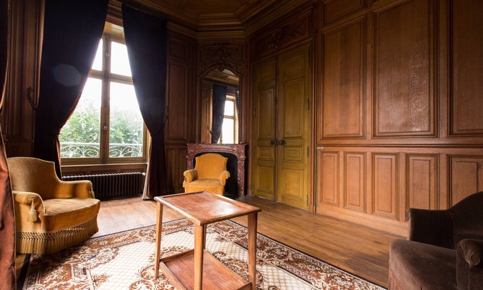 Blet Maison | Suite dans le château français du 15ème siècle - votre véritable expérience de vie de caste