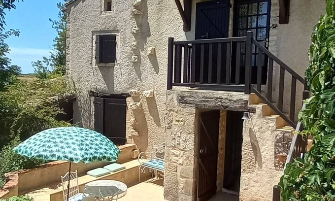 Souel Maison | Whole cozy country cottage in South of France.
