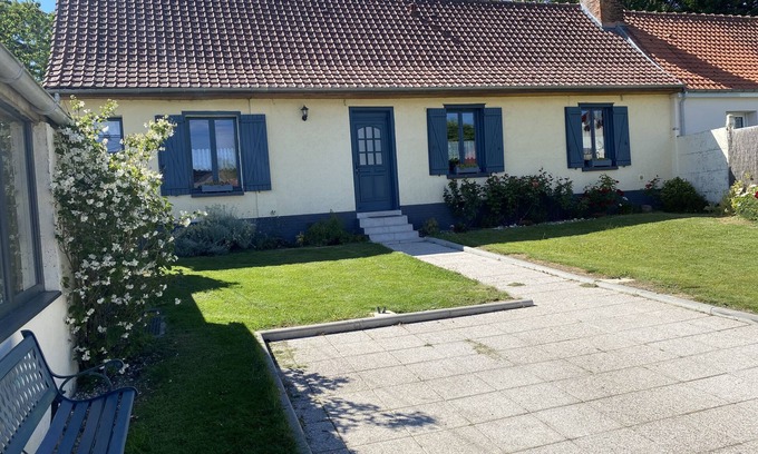 Acheux-en-Vimeu Maison | maison entière longère pour 5 personnes et un bébé toute équipée espace jeux