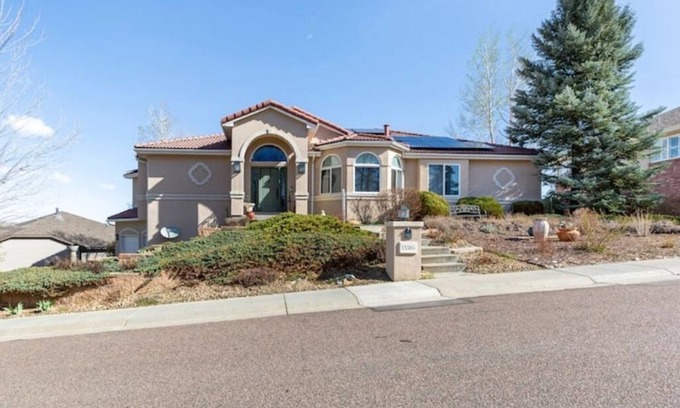 Ralston Valley Appartement | Whole Unit: 2Br, 1Bath, Fully Equipped Kitchen, Trails, Laundry, EV Charger
