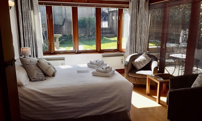 Porlock Appartement | studio caché délicieux lumineux aéré B & B attenante