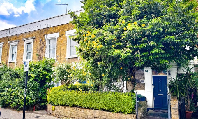 Haverstock Maison | Pourquoi louer un appartement? Séjournez dans une maison victorienne avec jardin pour vous-même