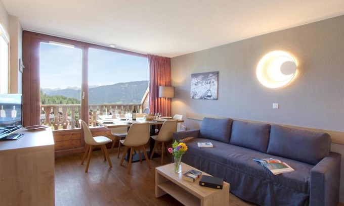 Les Esserts Appartement | Wifi, 100m du centre station, piscine, télévision, casier à ski, 32-36m², Morillon