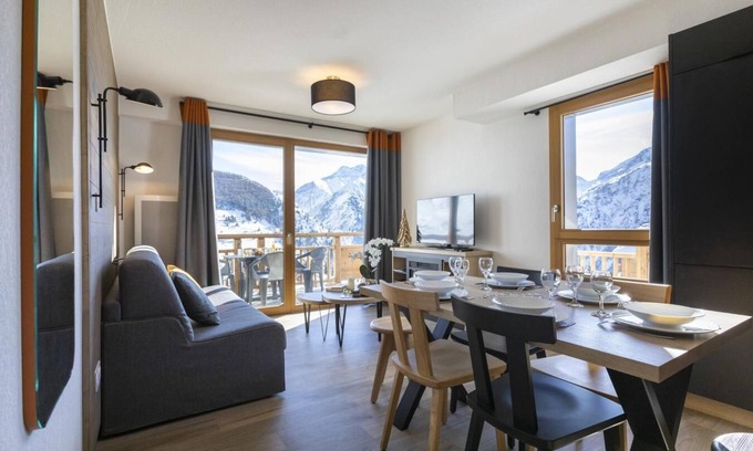 Les Deux Alpes Appartement | Wifi, au pied des commerces, remise en forme, sauna, hammam, terrasse, balcon, télévision