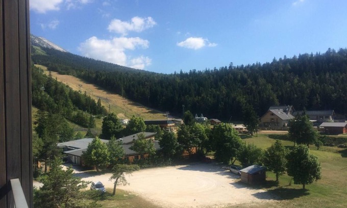 Correncon-en-Vercors Appartement | Wifi, 200m du centre station, 3ème étage, balcon, 41m², Villard de Lans