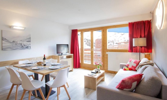 Plagne Centre Appartement | Wifi, pied des pistes de ski, remise en forme, télévision, casier à ski, 80-92m², La Plagne