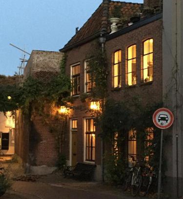 's-Hertogenbosch Maison | Wijnpakhuis Den Bosch