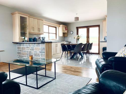 Dooagh Maison | Wild Atlantic Way House