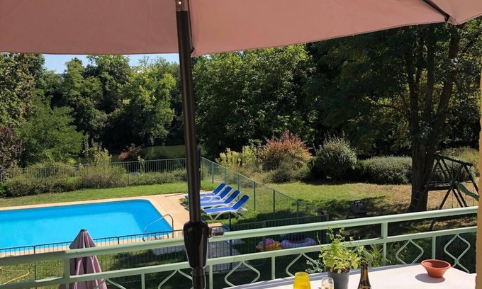 Le Ledat Appartement | Wild swimming and Kayaker's heaven - River Lot