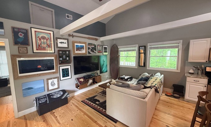 Manahawkin Maison | Wildlife preserve 2-bedroom bungalow only minutes from LBI