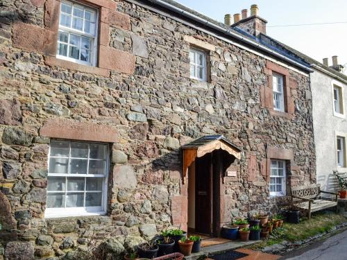 Abernethy Maison | Willesdene Cottage