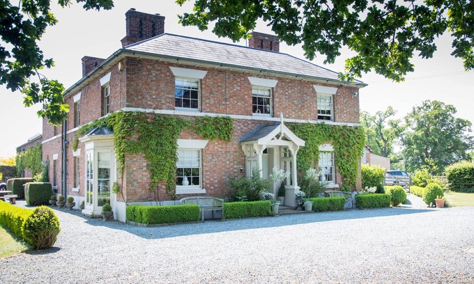 Horseman's Green Maison | Maison-d'exception-Salle de bain et douche-Vue sur la campagne-Willington Lodge