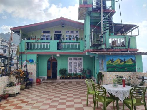 Darjeeling Maison | Windchimes Homestay