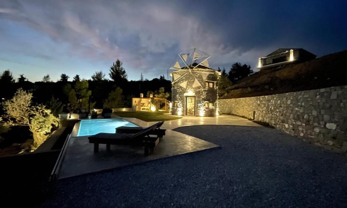 Amarinthos Maison | Windmills Village Amarynthos