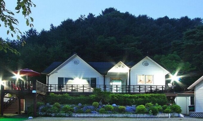 Gapyeong Appartement | Window to the sky Pension