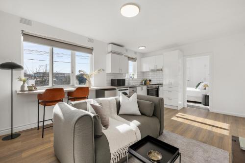 St Kilda Appartement | Windsor Apartments by Urban Rest