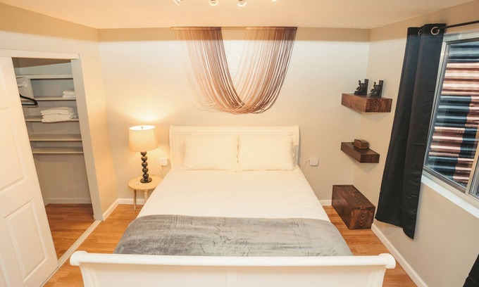 Denver Appartement | Windsor Retreat Private Basement Suite