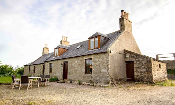 Fraserburgh Cottage | Évadez-vous de la vie citadine Dans ce cottage privé et luxueux avec 5 chambres et 2 salles de bains