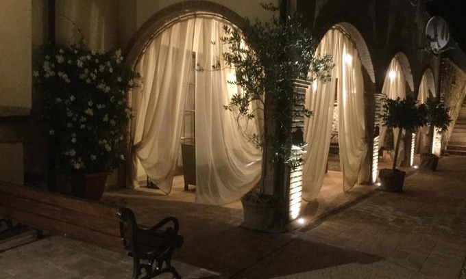 Massa Marittima Appartement | wine apartment le sedici