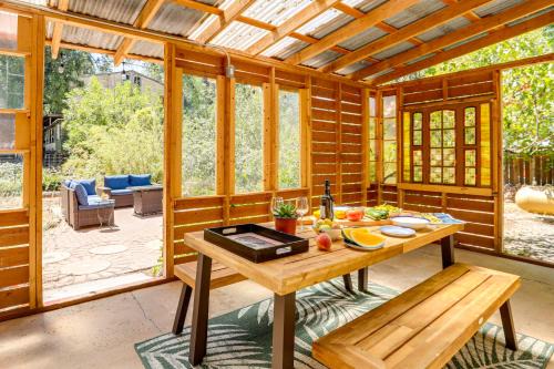 Shenandoah Valley Maison | Wine Country Cottage in Historic Fiddletown!