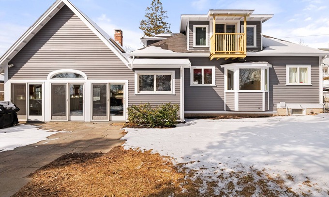 Nahant Maison | Winter home near the beach with fenced yard, patio & firepit