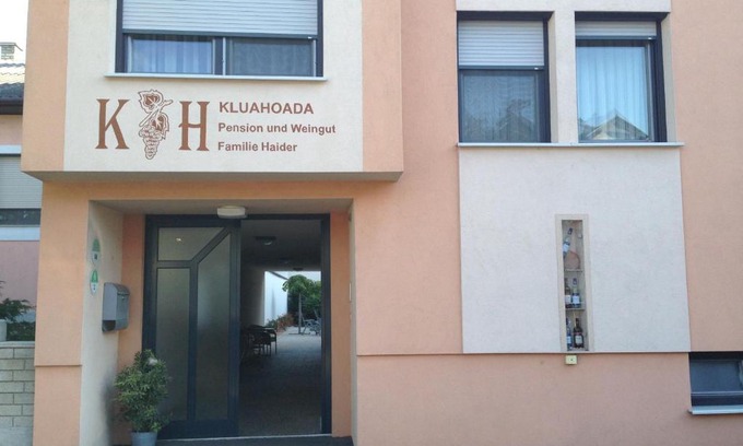 Illmitz Maison | Winzerhof Klua Hoada