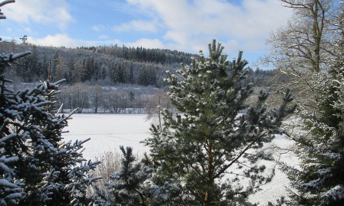 Glindfeld Cottage | * Emplacement idyllique sur le ruisseau Orke surplombant la Rothaargebirge *