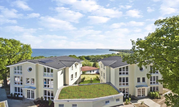 Gohren Appartement | With sea view and balcony, use of swimming pool and sauna - Sea view apartment 66