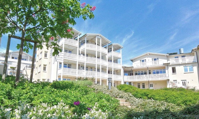 Gohren Appartement | With sea view and balcony, use of swimming pool and sauna - Sea view apartment 21