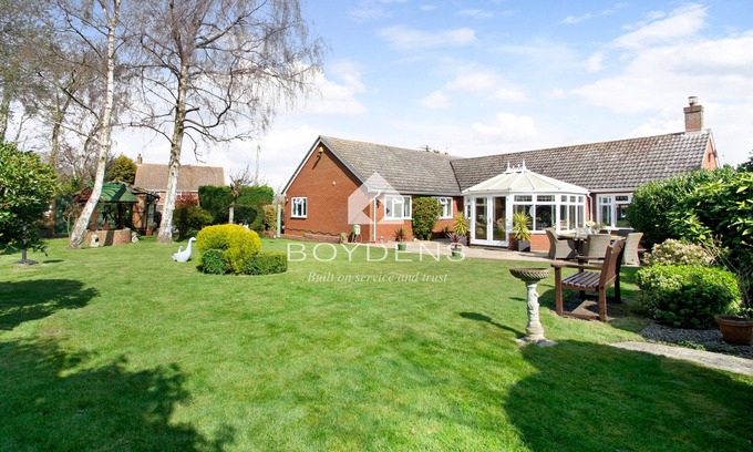 Manningtree Maison | Wix, with its rolling countryside and reputation as a peaceful village, perfect for a rural stay