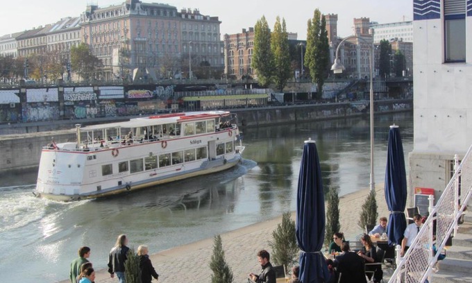 Leopoldstadt Appartement | Wohnen im Herzen von Wien at the Waterfront