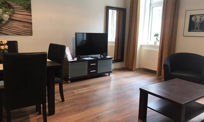 Funfhaus Appartement | Wohnung in Schönbrunn-nähe