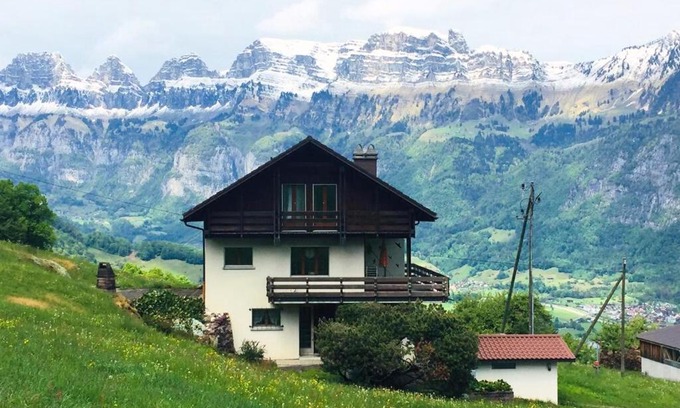 Pfaefers Dorf Appartement | Wohnung in Bergchalet