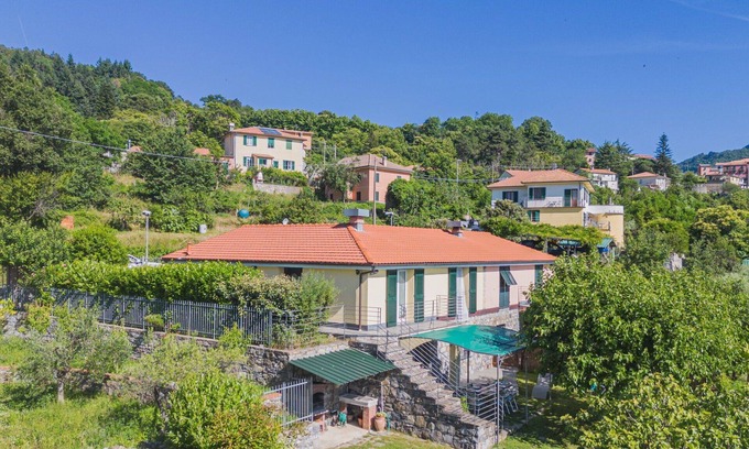 Velva Maison | Merveilleuse maison de vacances pour 8 personnes avec WIFI, TV, terrasse et animaux admis